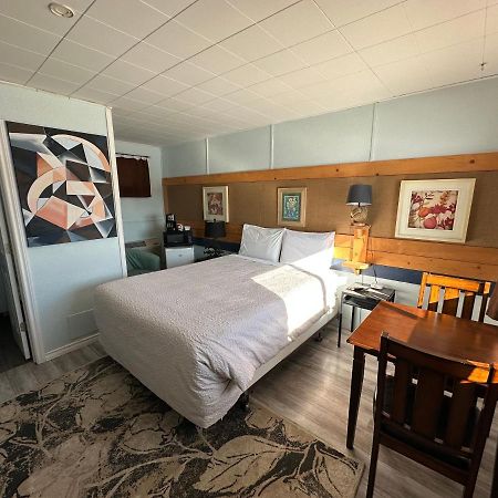 Pinecrest Motel Nipigon Exterior photo